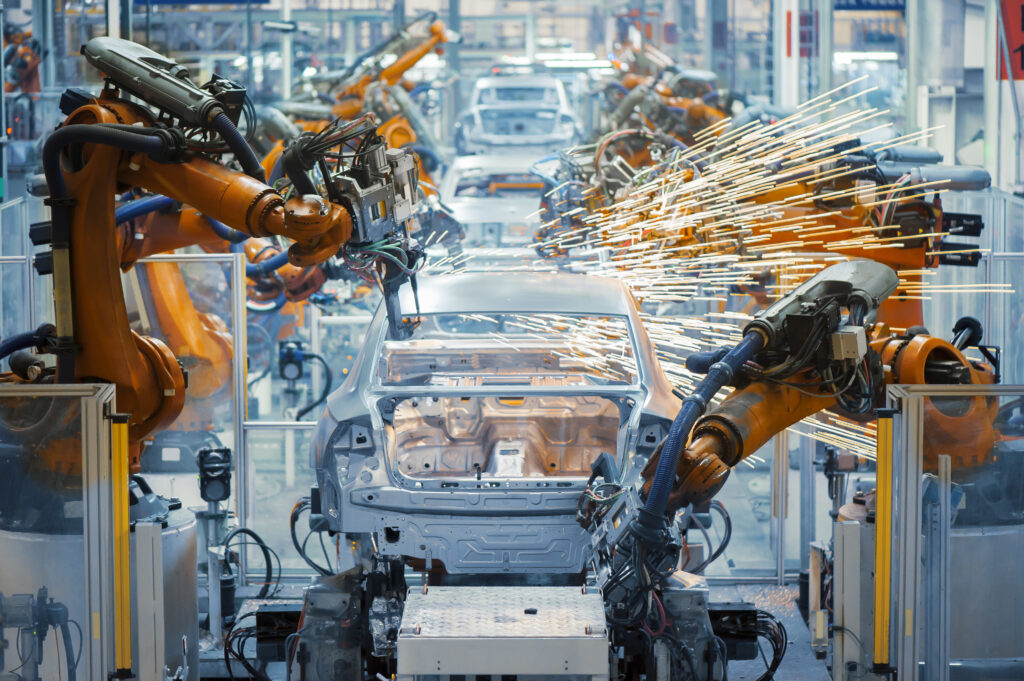 自動車生産ラインに見る、工場で稼働する「産業用ロボット」再入門